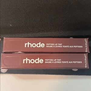 RHODE Peptide Lip Tint Set of 2 in espresso

New in box!!